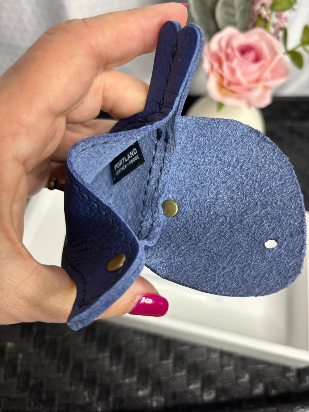 Portland Leather Bird Keychain Coin Pouch New - Picture 5 of 5